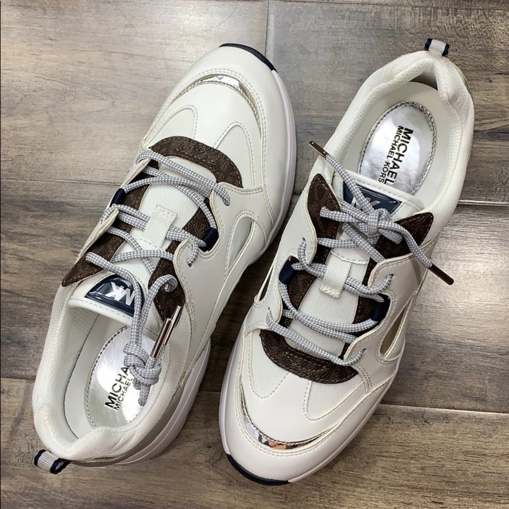 MICHAEL KORS OCTAVIA TRAINER NAPPA PU OPTIC WHITE - Picture 8 of 16
